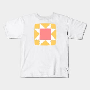 Quilt Wit — peach block Kids T-Shirt